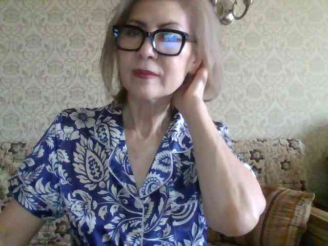 ElegantLady00 webcam