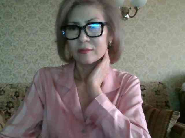 Elegant00Lady Elegant00Lady