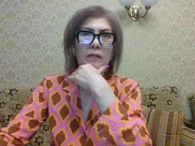 ElegantLady00 webcam