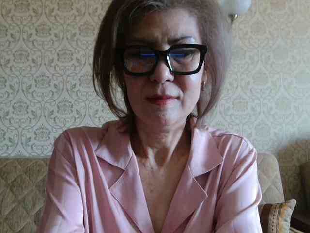 ElegantLady00 webcam