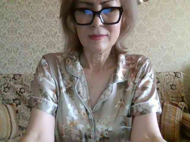 ElegantLady00 webcam