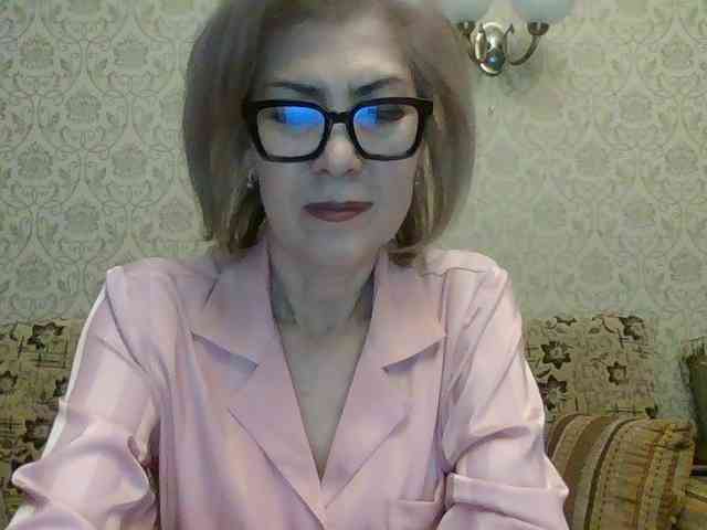 ElegantLady00 webcam