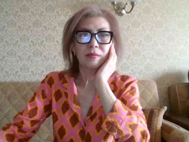 ElegantLady00 webcam