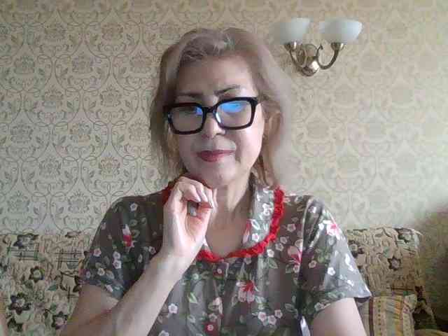 ElegantLady00 webcam