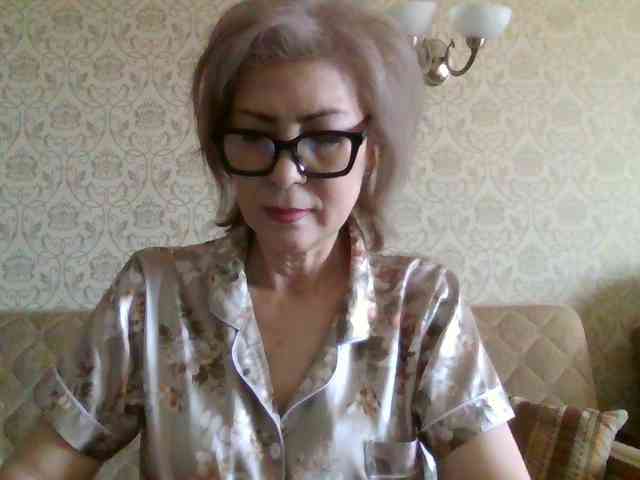 ElegantLady00 webcam