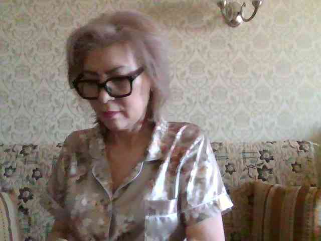 ElegantLady00 webcam