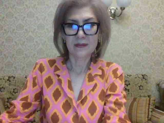 ElegantLady00 webcam