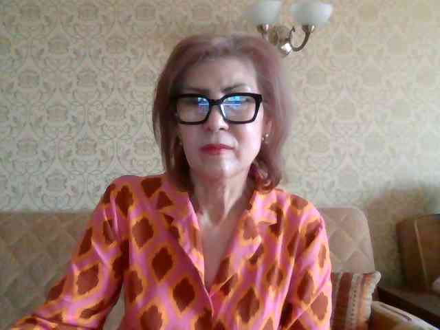ElegantLady00 webcam