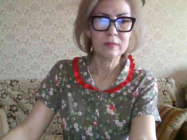 ElegantLady00 webcam