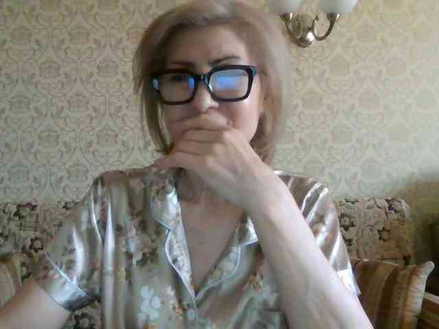 ElegantLady00 webcam