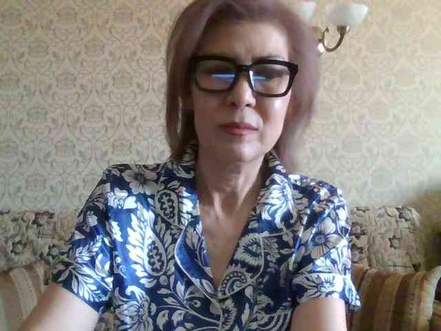 ElegantLady00 webcam
