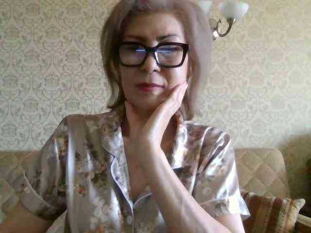 ElegantLady00 webcam