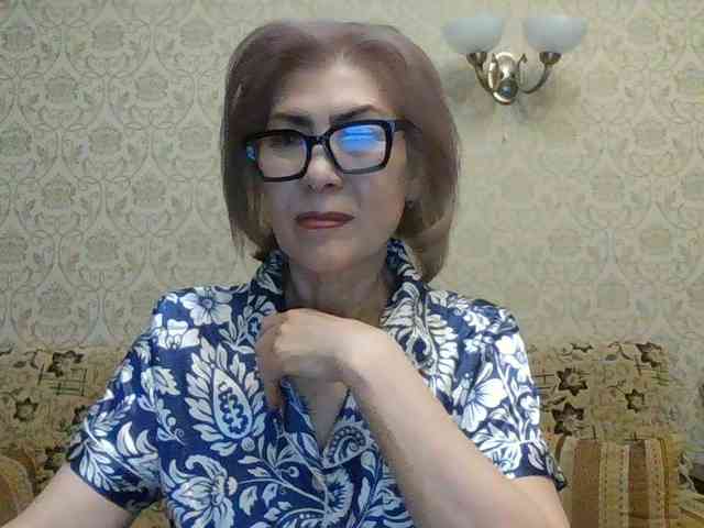 ElegantLady00 webcam