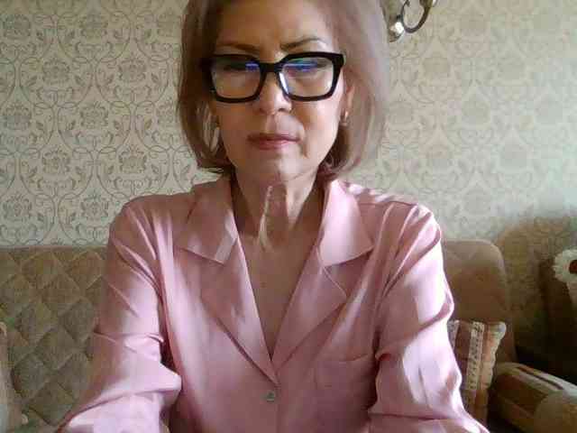 Elegant00Lady Live Webcam on BongaCams