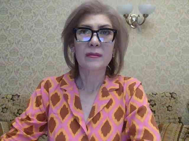ElegantLady00 webcam