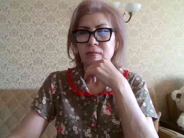 ElegantLady00 webcam