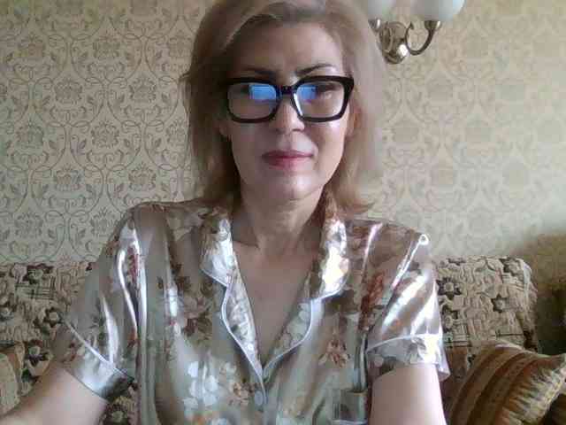 ElegantLady00 webcam