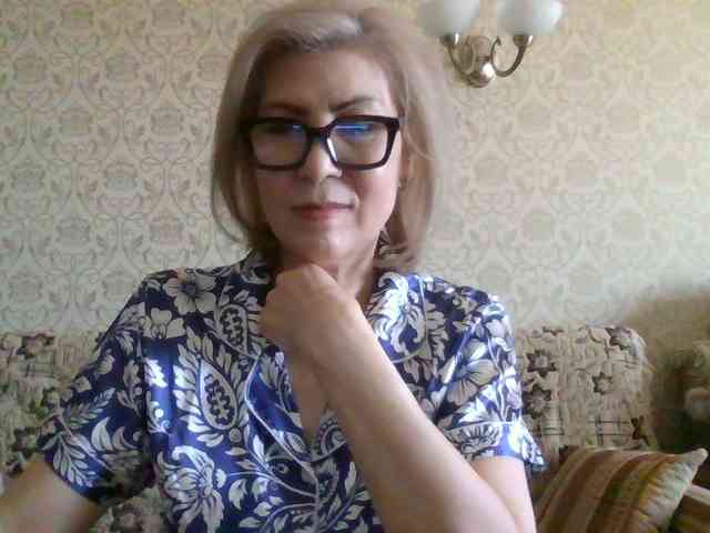 ElegantLady00 webcam