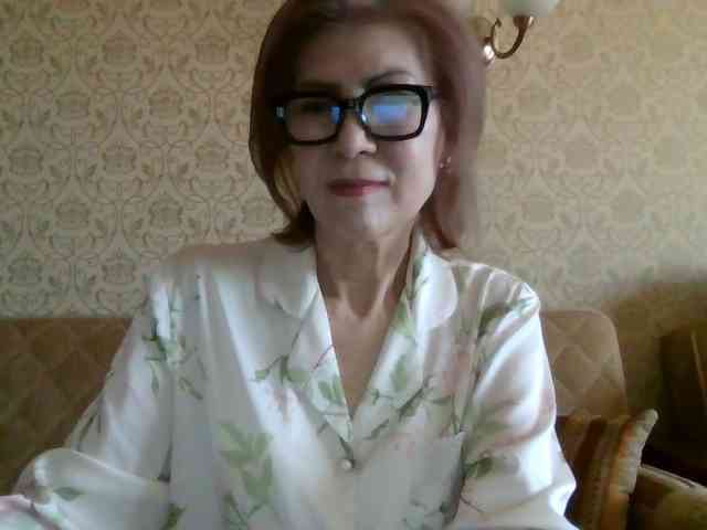 ElegantLady00 webcam