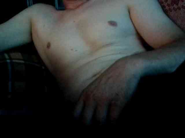 Biteljus37 Sex Cam Show