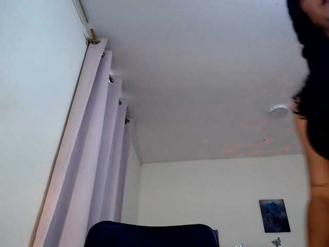 julietamanson1 live cam on BongaCams