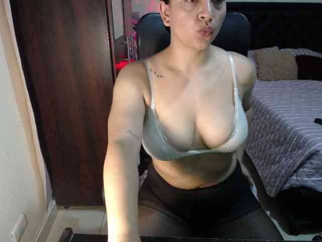 julietamanson1 webcam