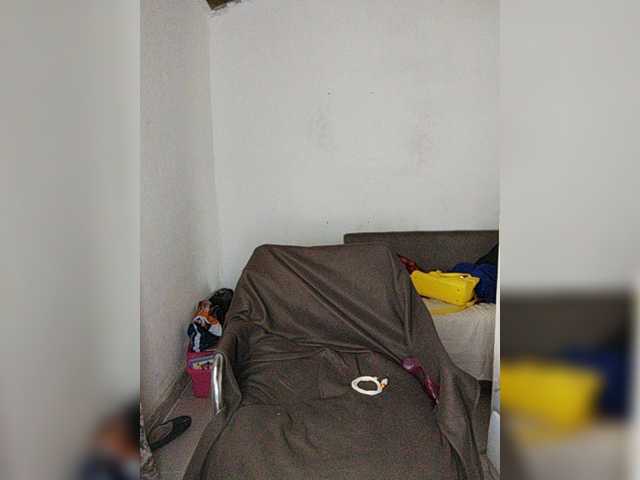 CleavageKING's BongaCams show and profile