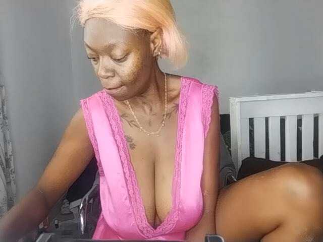 CleavageKING