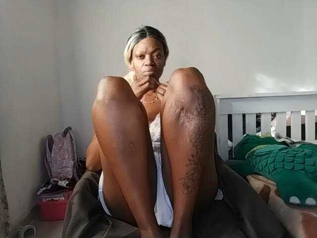 InstaG_TittyMonroe webcam