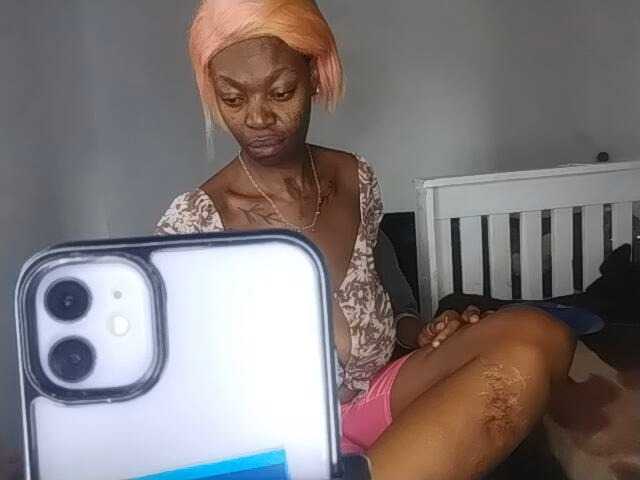 Preview of instag_tittymonroe