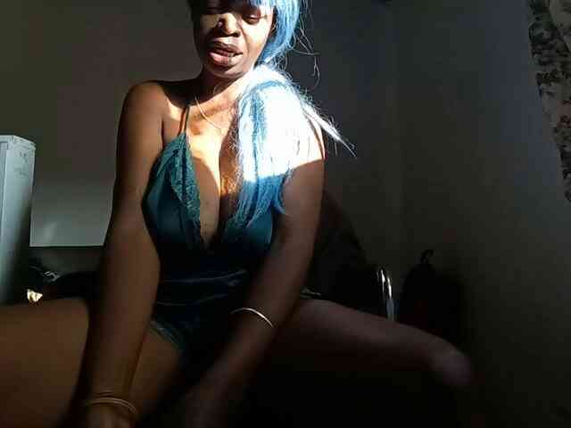 InstaG_TittyMonroe webcam