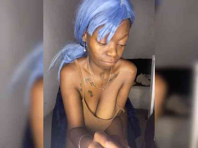 InstaG_TittyMonroe webcam