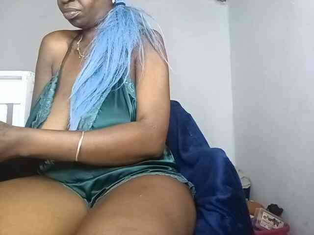 InstaG_TittyMonroe webcam