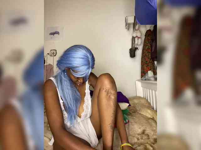 InstaG_TittyMonroe webcam