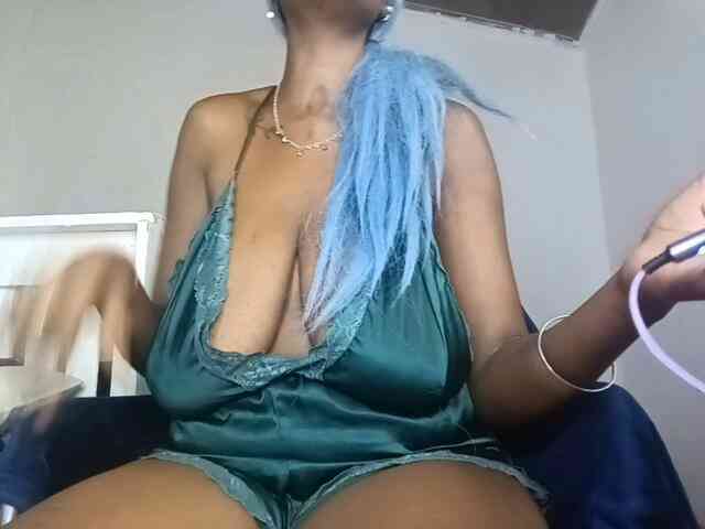 InstaG_TittyMonroe webcam