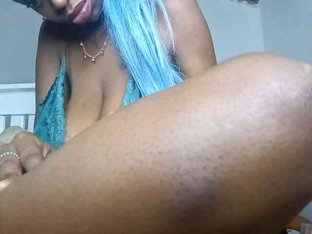 InstaG_TittyMonroe webcam