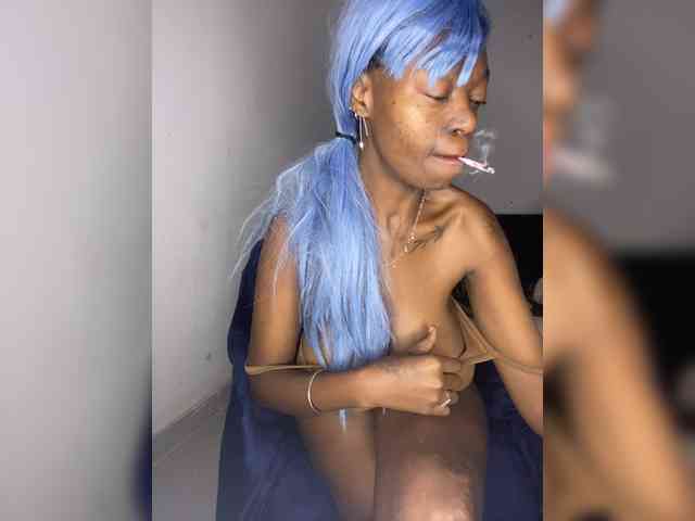 InstaG_TittyMonroe webcam