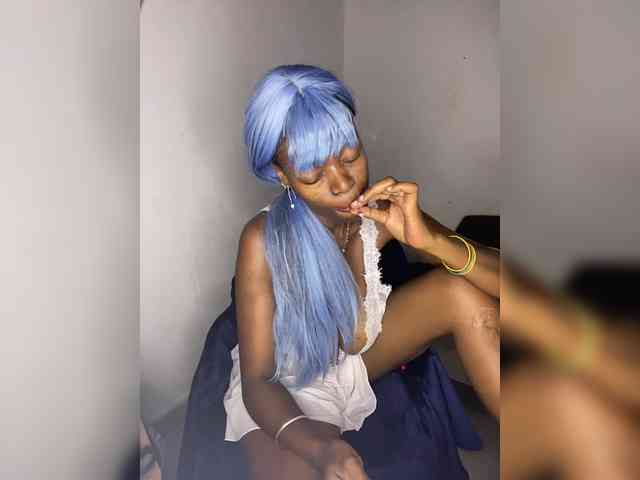 InstaG_TittyMonroe webcam