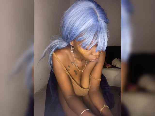 InstaG_TittyMonroe webcam