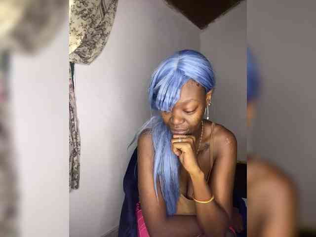 InstaG_TittyMonroe webcam