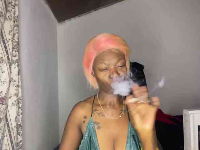 InstaG_TittyMonroe