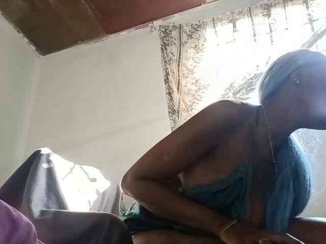 InstaG_TittyMonroe webcam