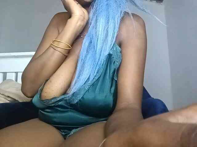 InstaG_TittyMonroe webcam