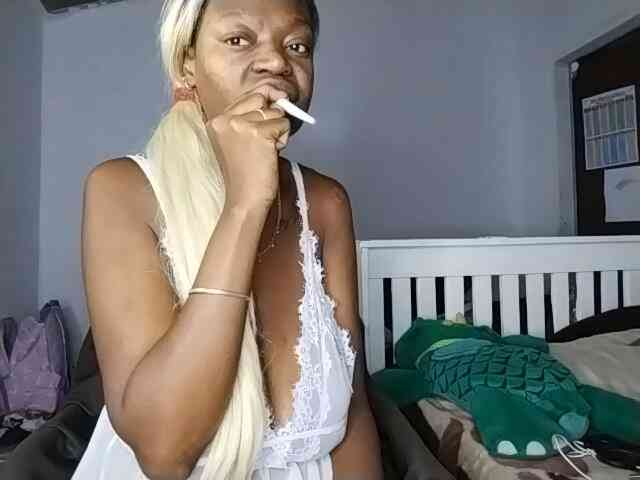 InstaG_TittyMonroe webcam