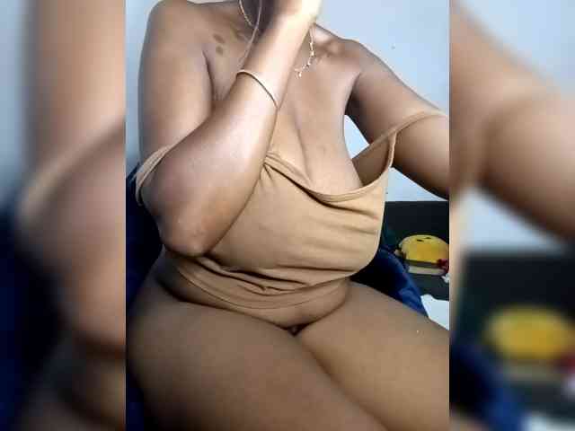 InstaG_TittyMonroe webcam