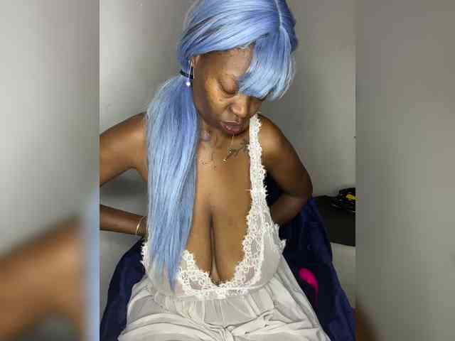 InstaG_TittyMonroe webcam