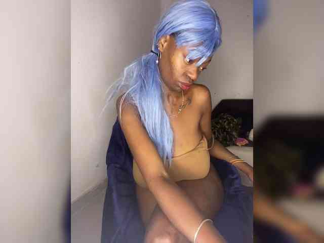 InstaG_TittyMonroe webcam