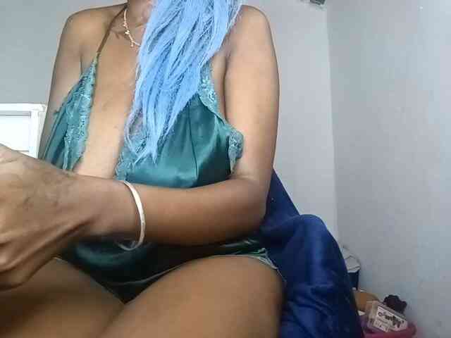 InstaG_TittyMonroe webcam
