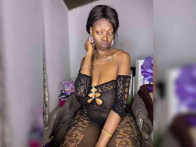 InstaG_TittyMonroe webcam