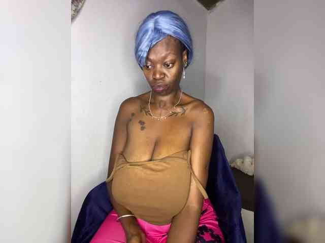 InstaG_TittyMonroe webcam